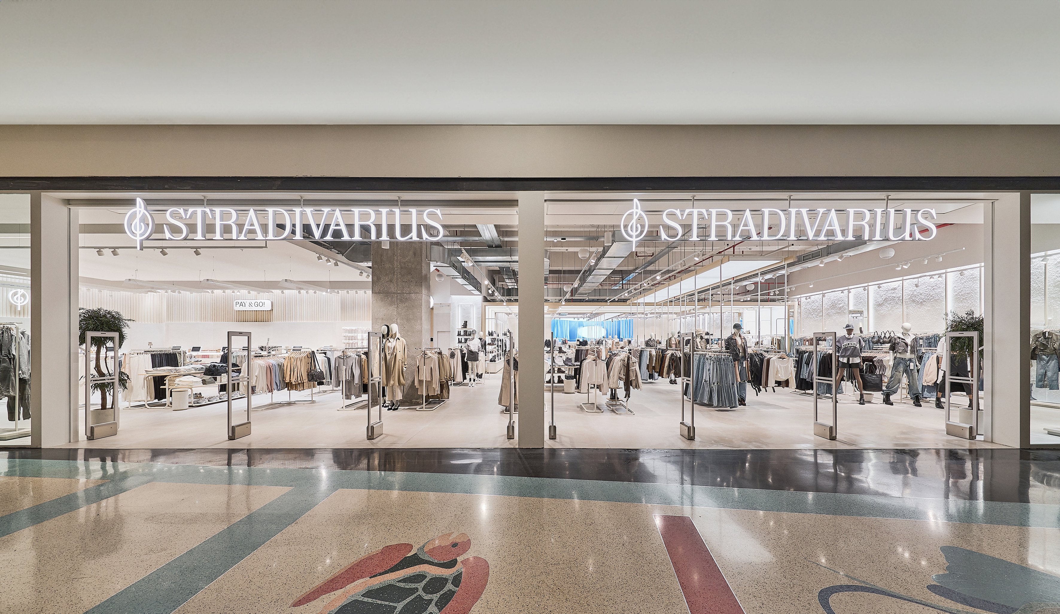 Já abriu a nova Stradivarius do Colombo (e está mais tecnológica do que nunca)