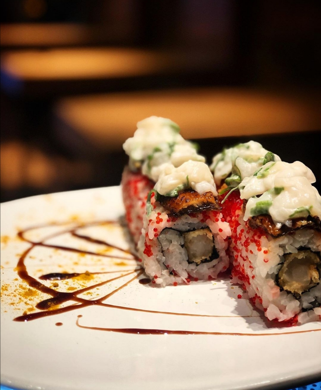 A melhor fusão chegou a sua casa. Descubra o serviço de entregas do Unique Sushi Lab