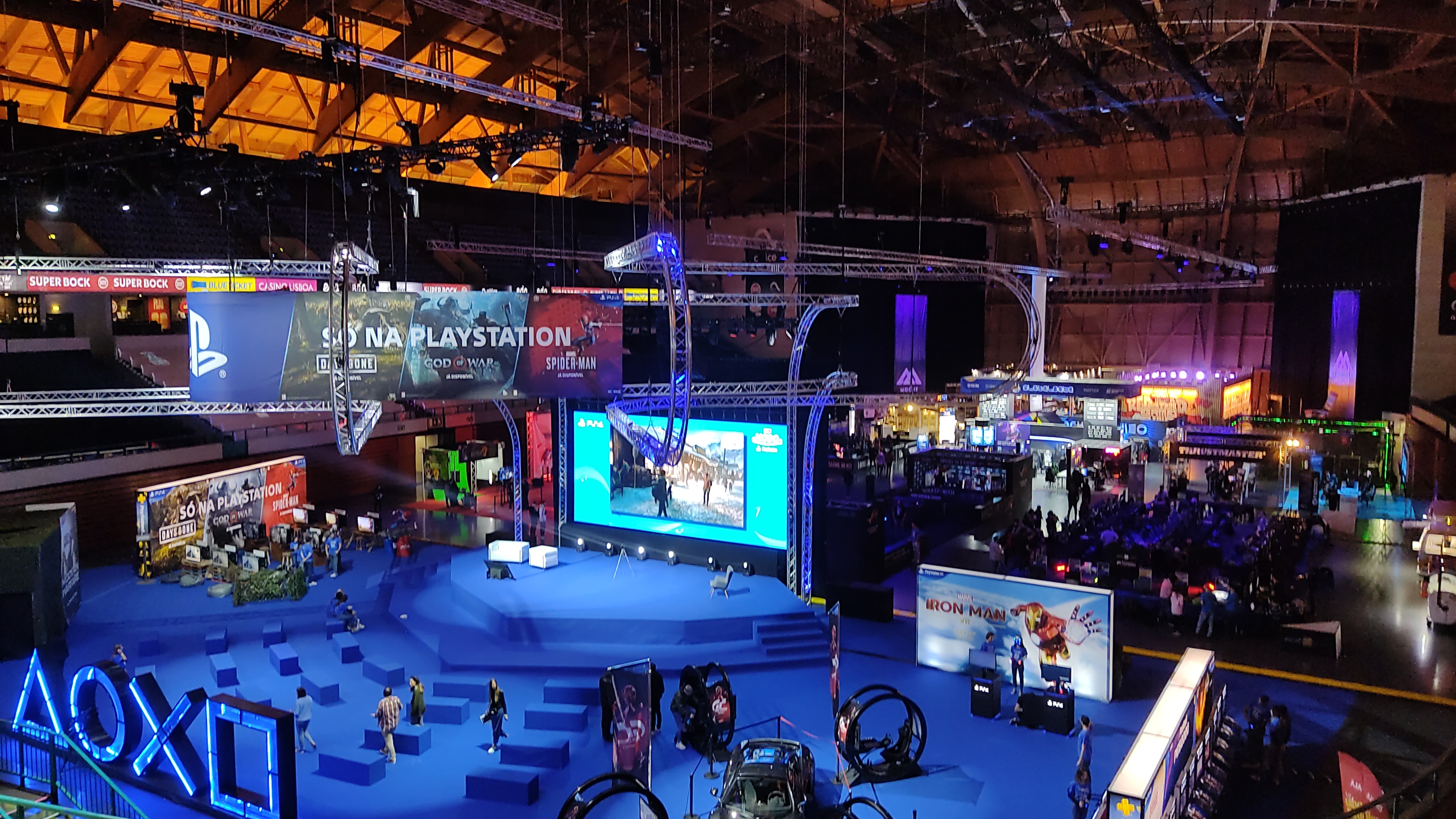 A Black Friday chegou um mês mais cedo. Há produtos sem IVA e descontos até 25%