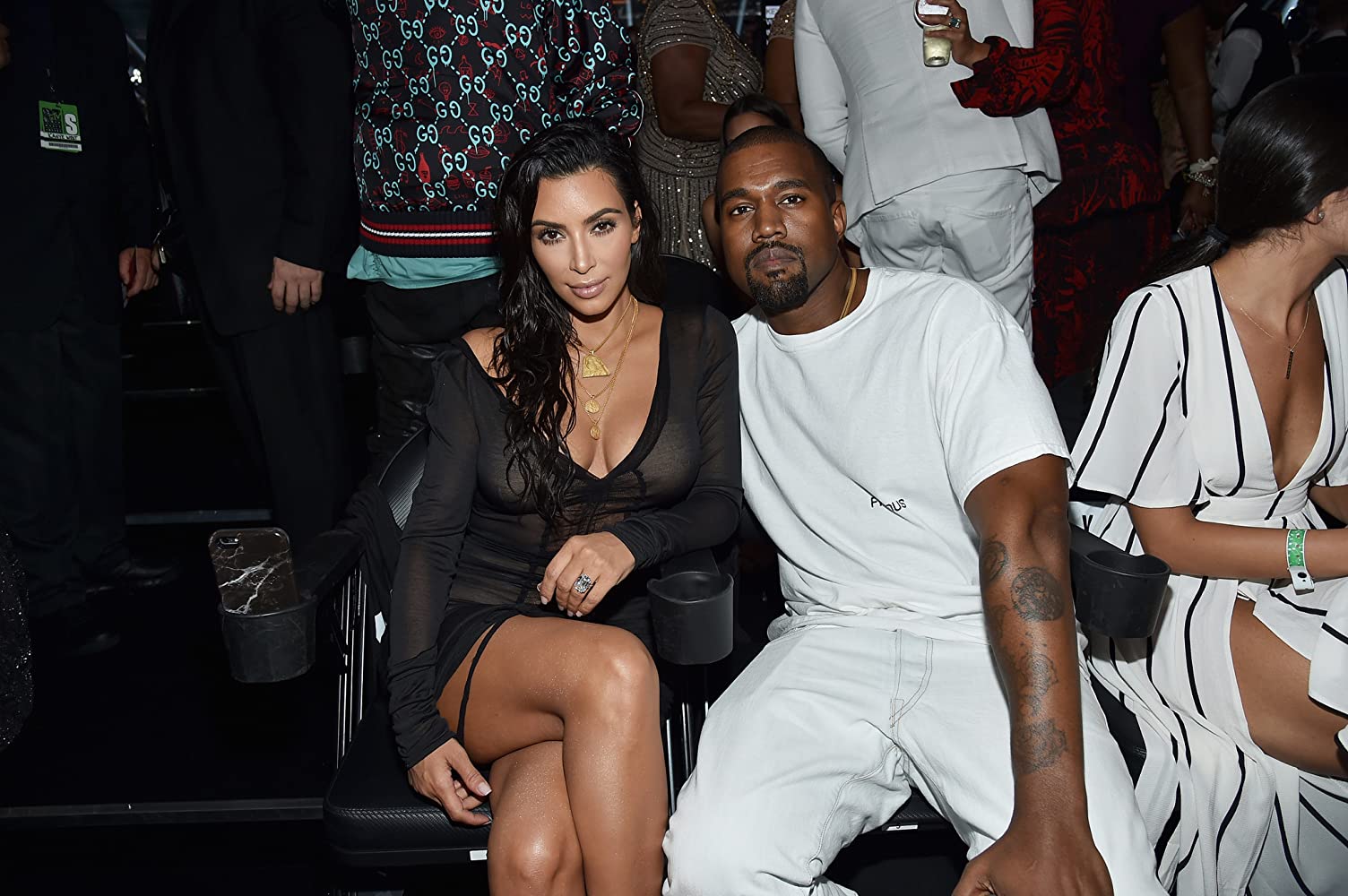 Kanye West ameaça revelar segredos da família Kardashian e “mostrar a verdade ao mundo”