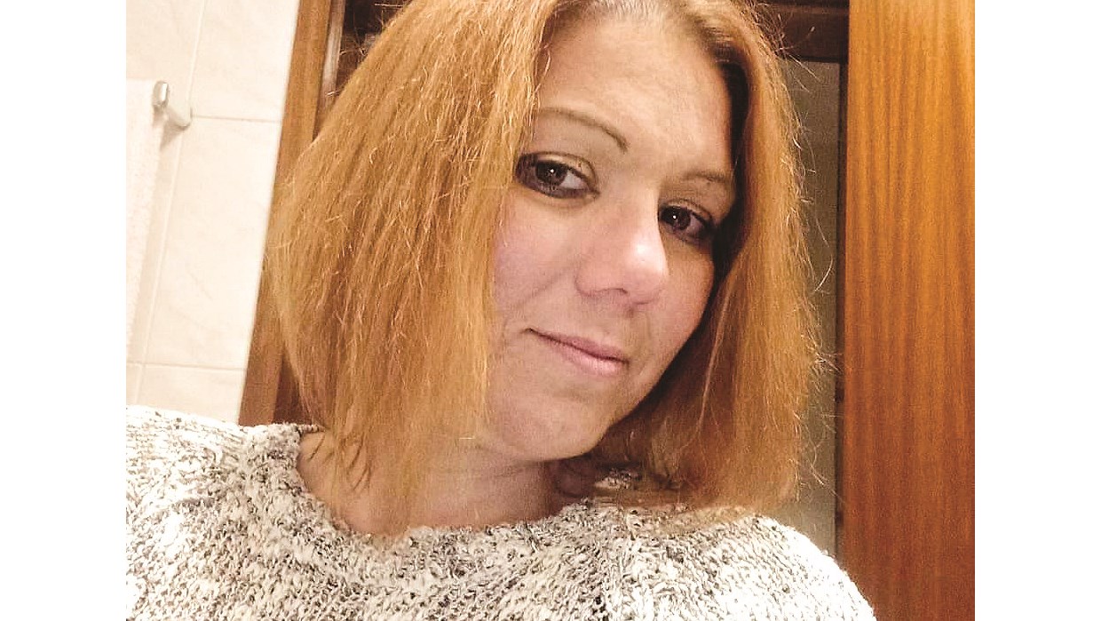 Mulher esfaqueada até à morte por ex-marido. Homem estava com pulseira eletrónica