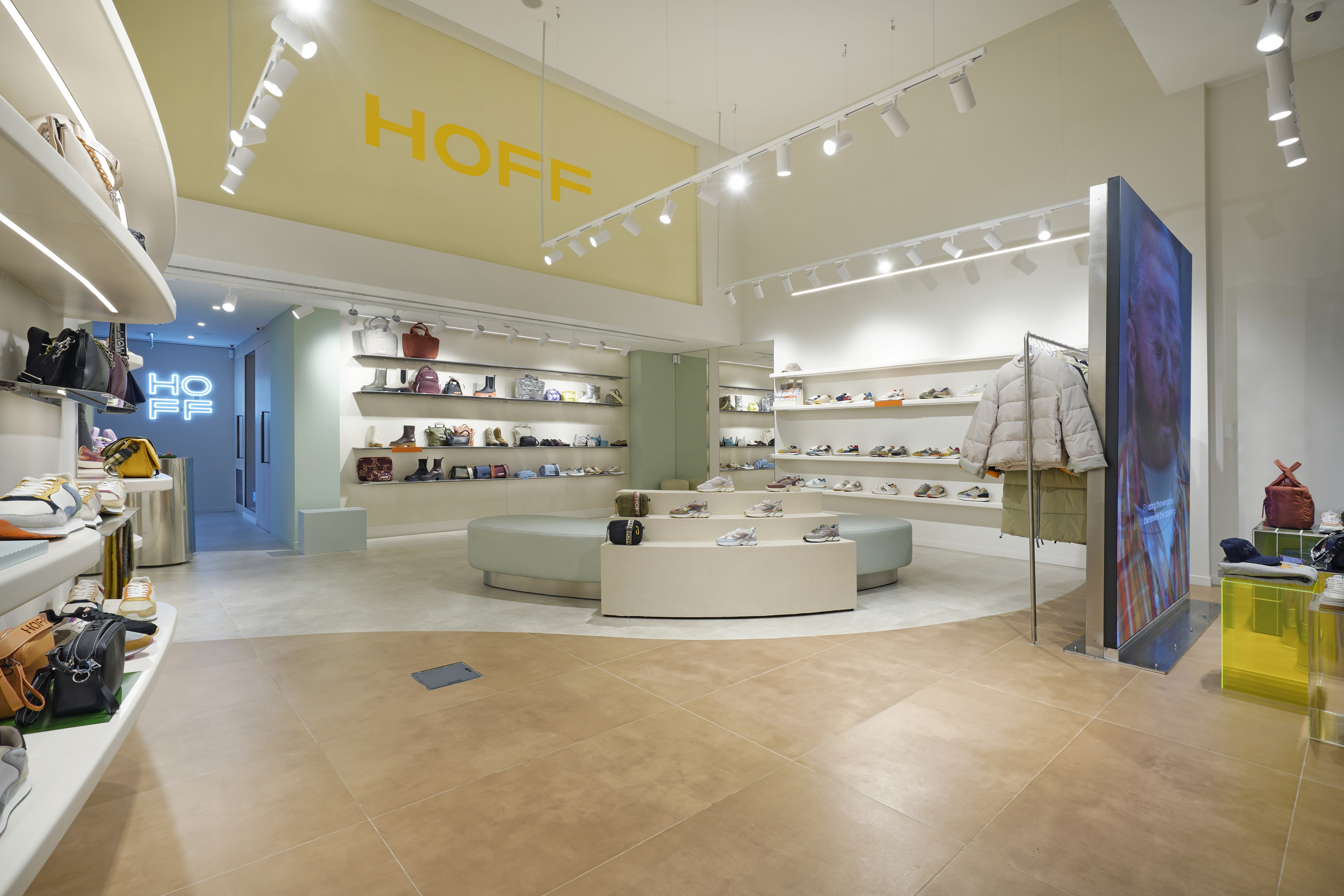 Já pode comprar os modelos da Hoff em Lisboa. Saiba tudo sobre a primeira loja da marca espanhola em Portugal