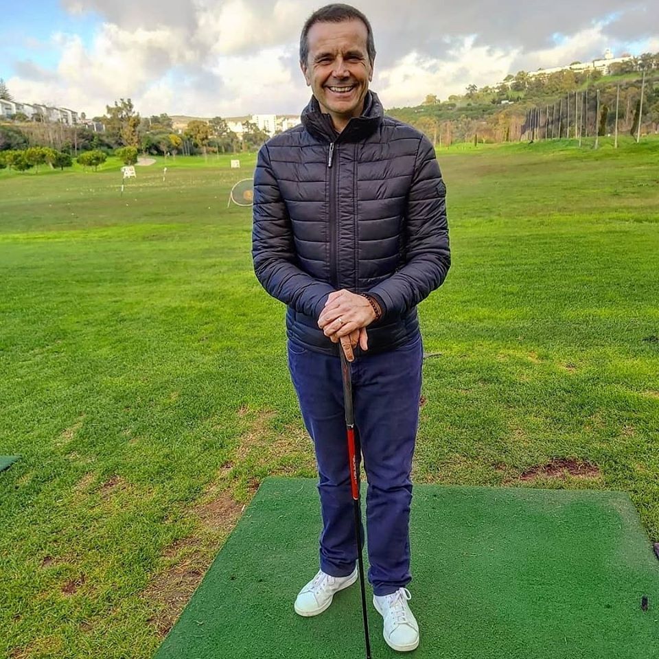 Após testar negativo, Jorge Gabriel vê mulher e filhas infetadas com COVID-19