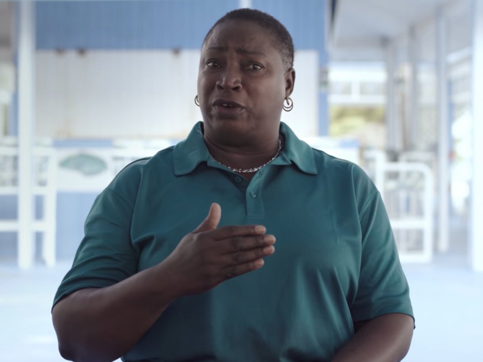 Mulher perde poupanças de uma vida no Fyre Festival  — mas recupera-as com a ajuda das redes sociais