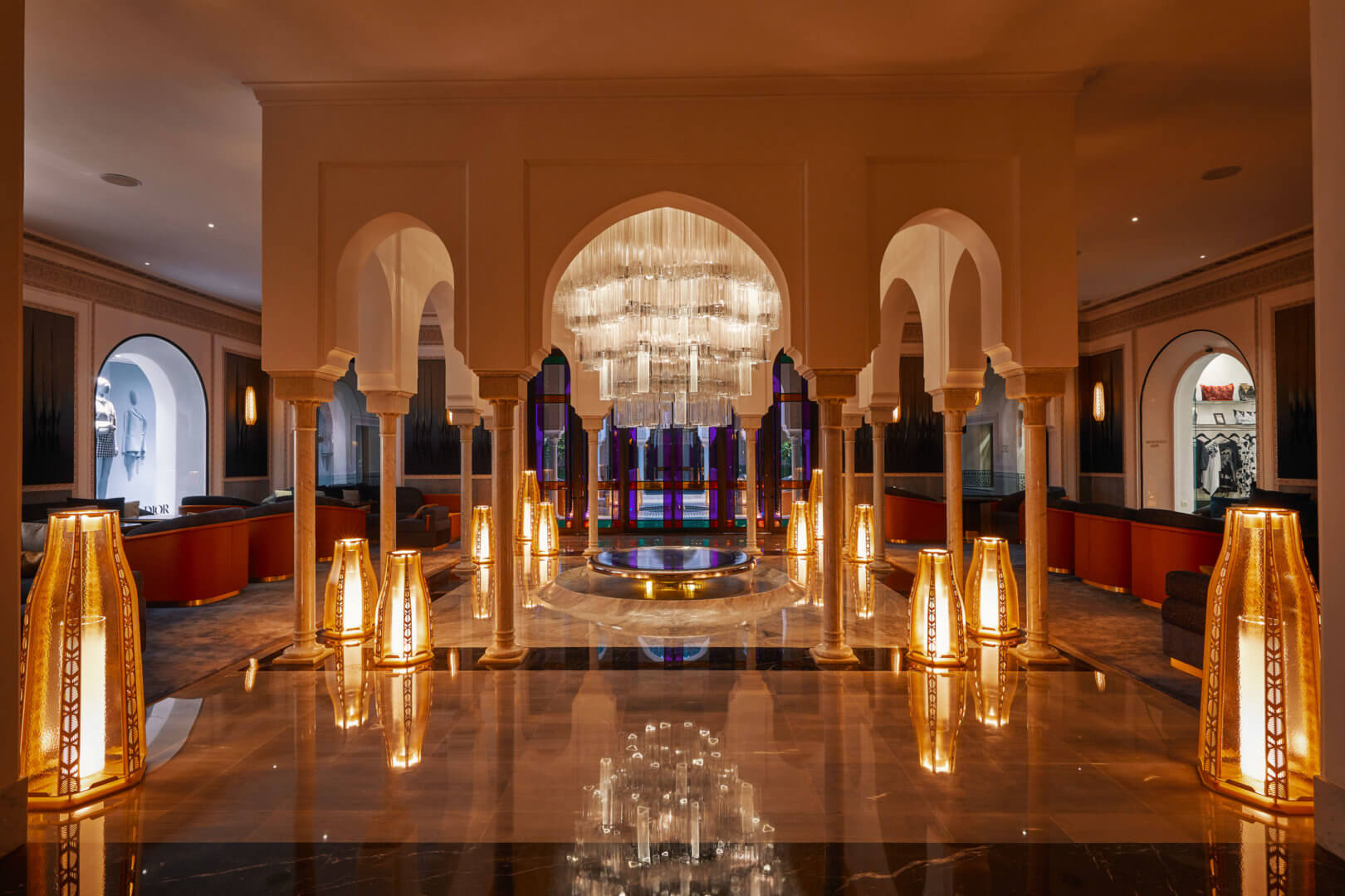 O melhor hotel do mundo não fica longe de Portugal. Saiba quanto custa lá dormir