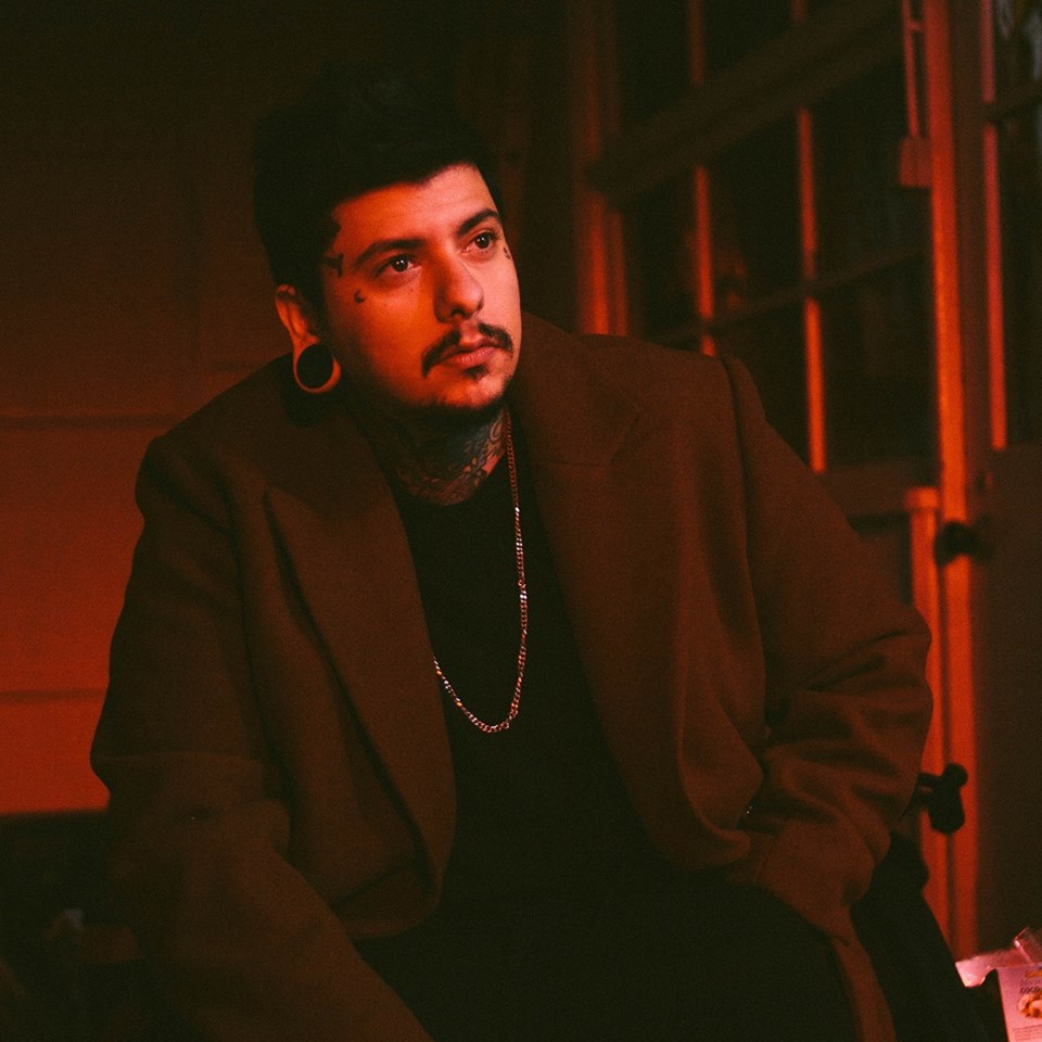 Agir surpreendeu ao cantar Toy — mas não foi o primeiro a fazer versões de músicas pimba