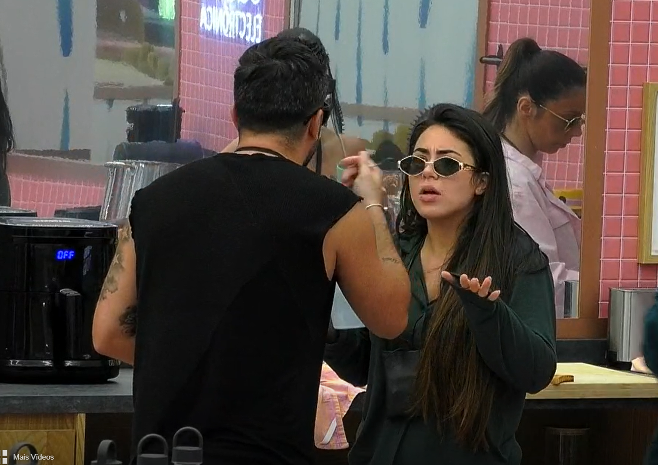 “Secret Story”. Liliana e Pedro Jorge em discussão explosiva. “Baixa a bolinha”