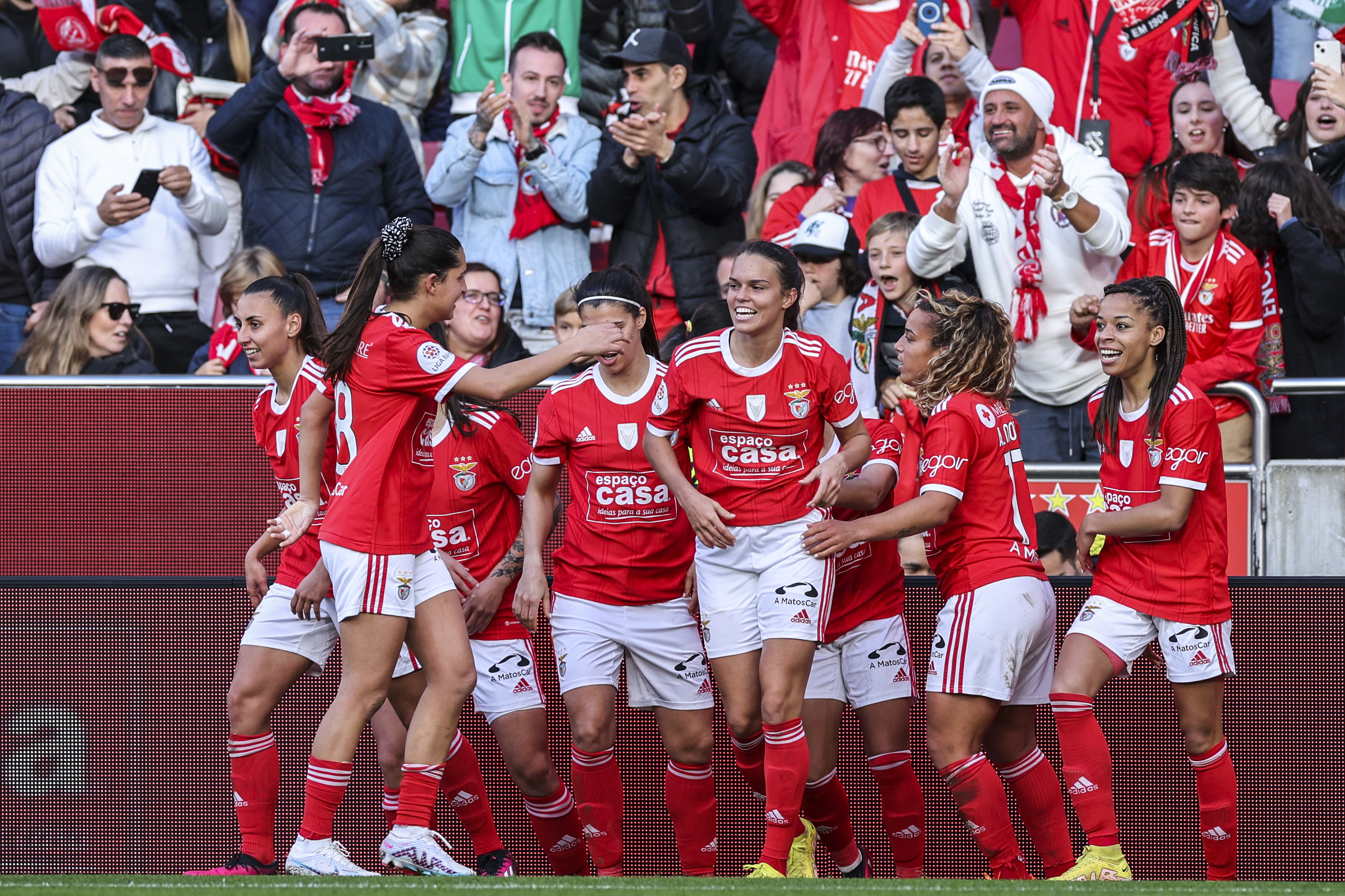 O Benfica goleou o Sporting e há mais um número histórico para o futebol  feminino em Portugal: 15.032
