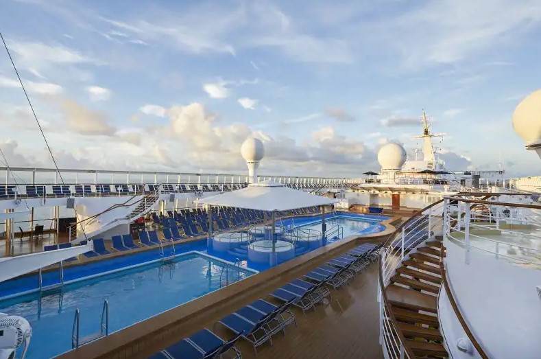 Não dá a volta ao mundo, mas o novo cruzeiro para as ilhas Canárias até vai a Marrocos