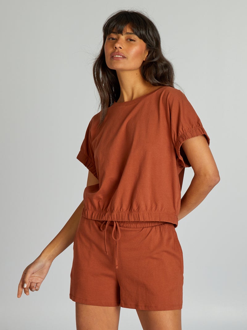 Guarde os polares e renove os pijamas frescos (e cheios de pinta). Espreite 18 sugestões até 15€