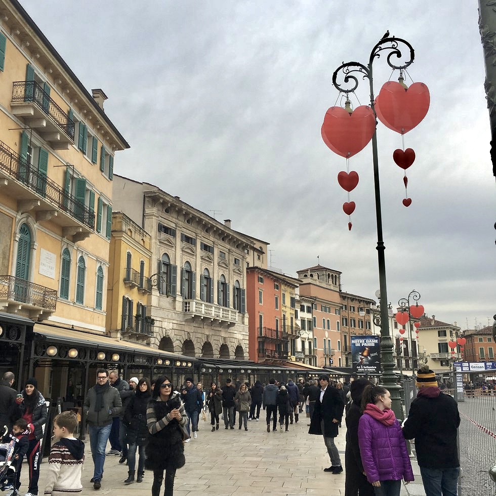 Como é passar o Dia dos Namorados na cidade de Romeu e Julieta? - Mundo -  SAPO Viagens