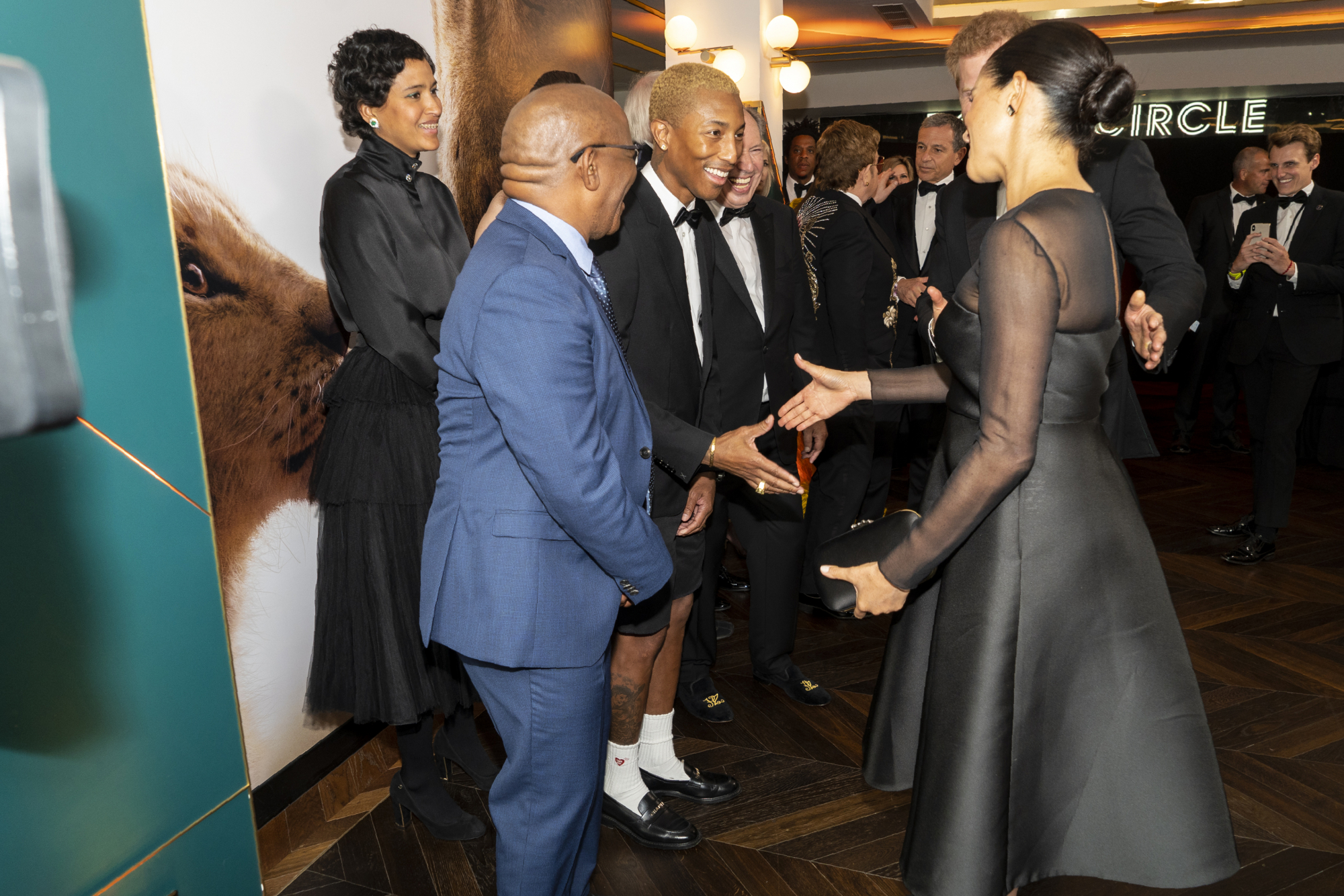 Meghan Markle desabafa com Pharrell Williams