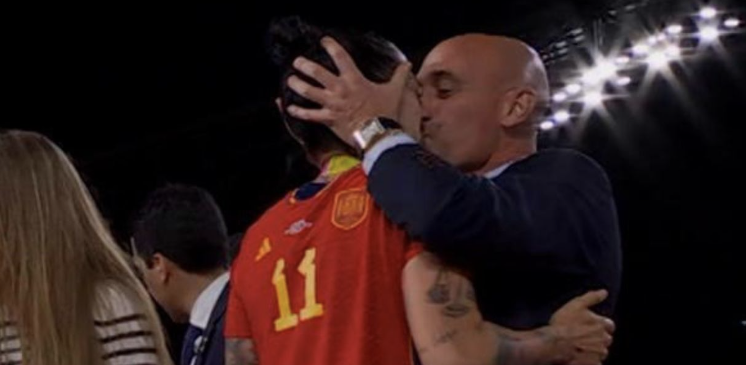 Invadiram o telemóvel de Jenni Hermoso à procura de vídeos e mensagens que ilibem Luis Rubiales