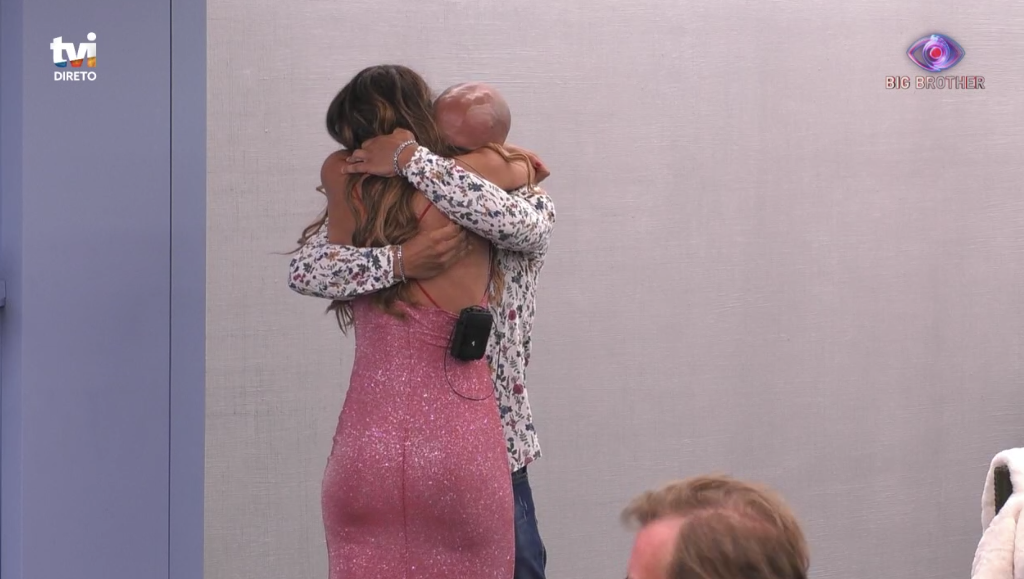 “BB2020”. Daniel Monteiro regressa à casa e nem assim leva um beijo na boca de Iury