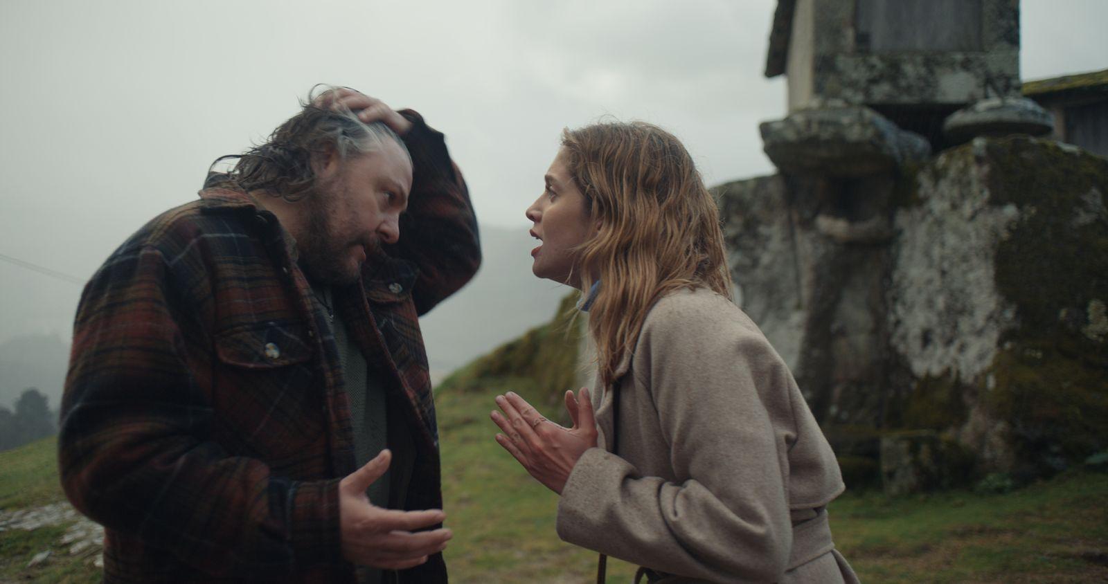 “Podia Ter Esperado Por Agosto”. O filme perfeito (mas que podia ser uma mensagem de WhatsApp)