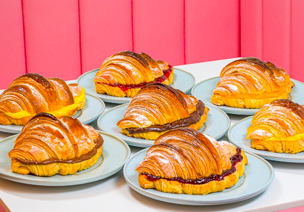 Há uma nova morada da Maria Croissant. Saiba onde vai poder provar os croissants crocantes e deliciosos