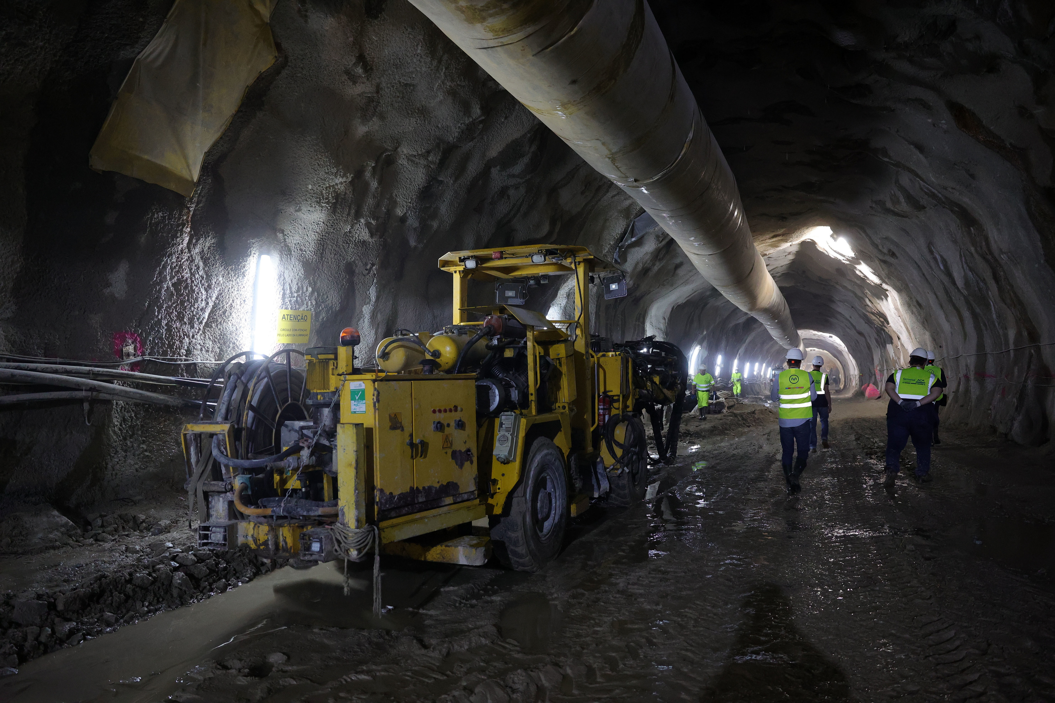 Metro do Porto prevê expansão da rede de pelo menos 37 quilómetros e 38 estações