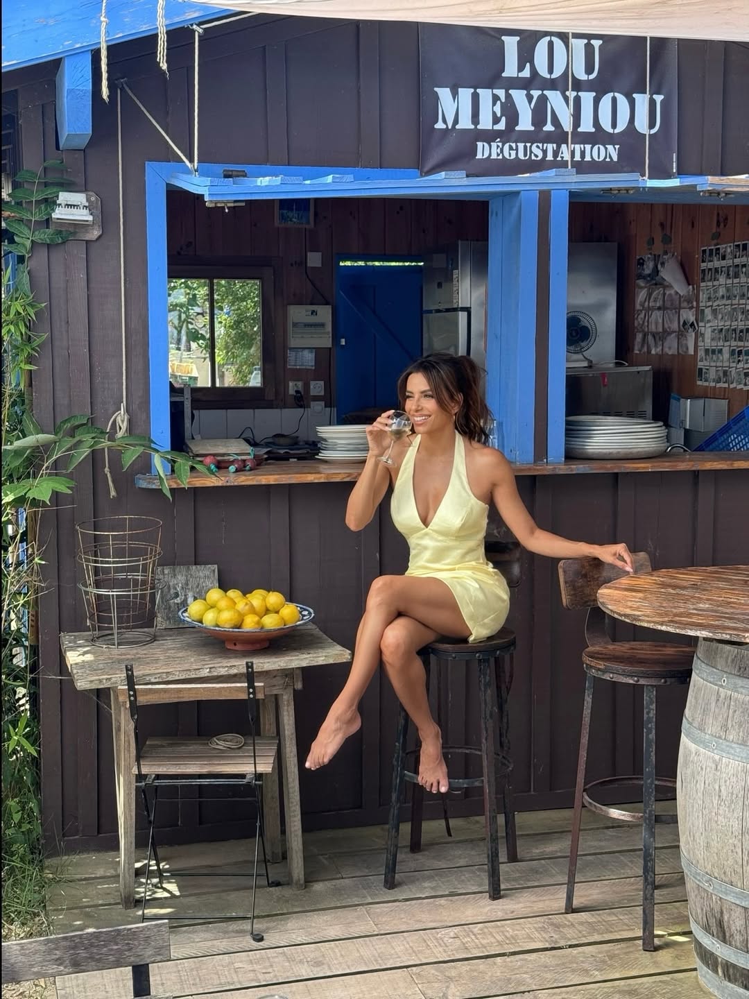 Quer pernas escaldantes como as de Eva Longoria? Tem de ver estes exercícios (que pode fazer em casa)