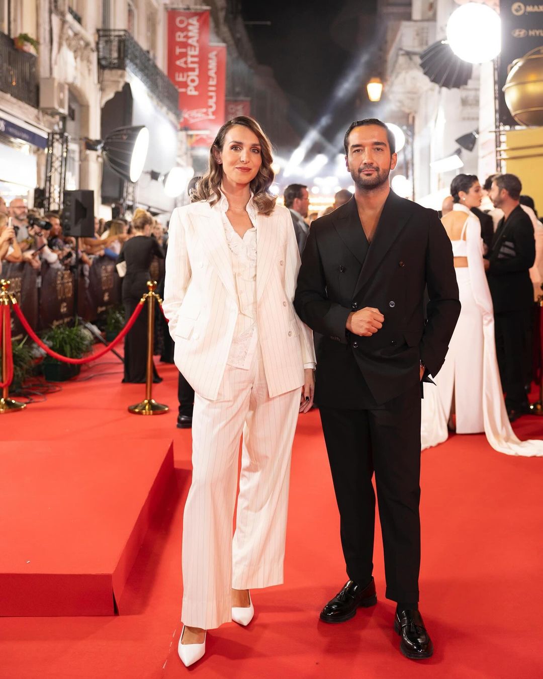 Influenciadora invade os Globos de Ouro e entra sem convite. Segurança foi enganado com uma selfie. Entenda