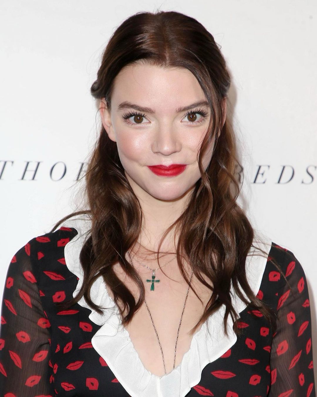 Anya Taylor-Joy é uma atriz com muitos talentos - Pakhotin