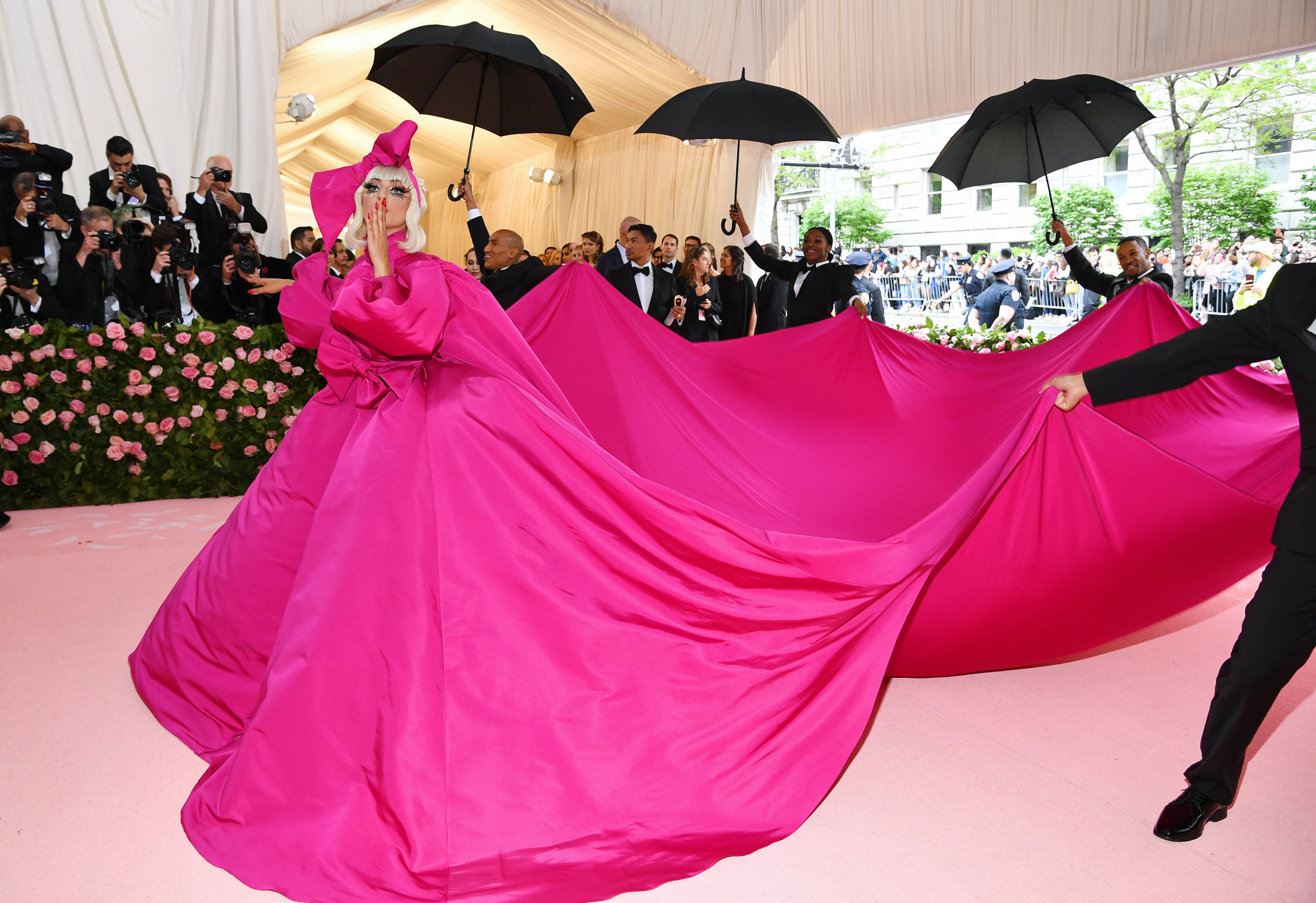 Os 30 looks que precisa de ver desta edição da MET Gala