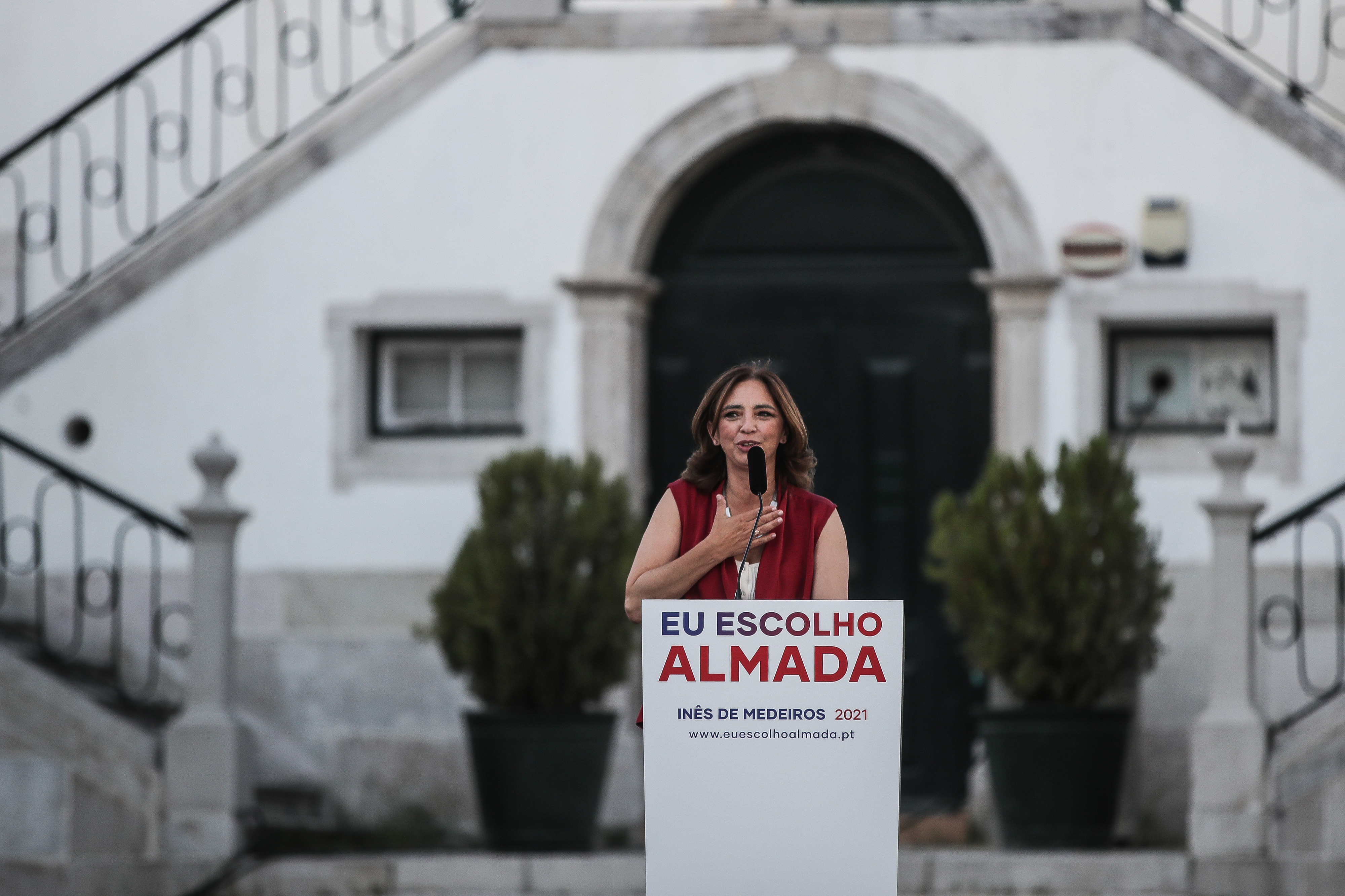 Almada está a conta-gotas, mas a vista para Lisboa continua "fantástica"
