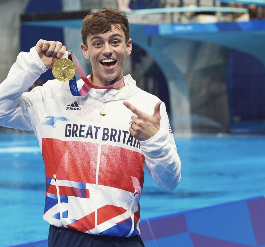 Tom Daley. “Sinto muito orgulho em poder dizer que sou um homem gay e campeão olímpico”