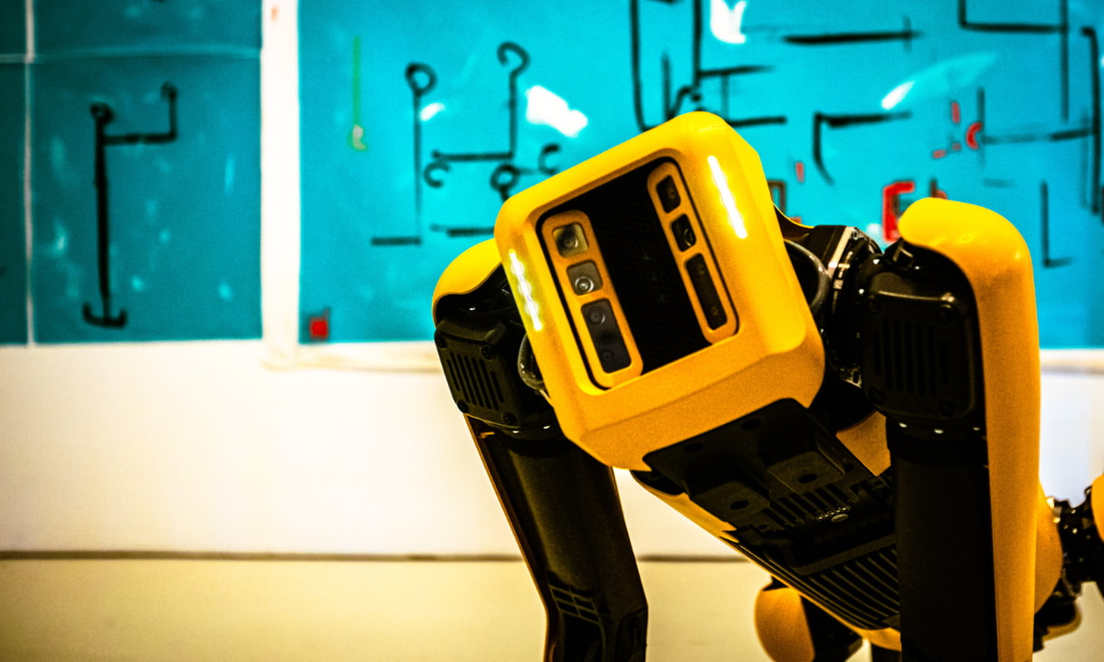 O Spot também sabe pintar? Cão-robot da Boston Dynamics prepara-se para uma nova aventura artística