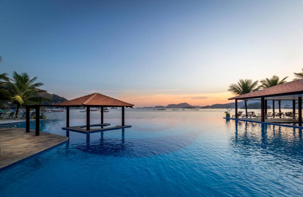 5 sítios “onde se fala Português e perto do mar” onde pode estar João Rendeiro