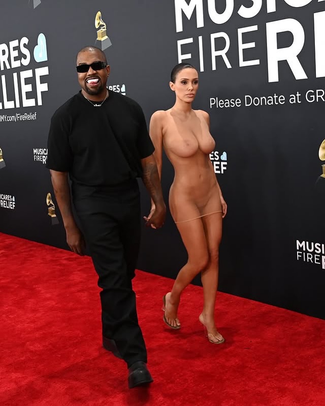 Mulher de Kanye West foi nua aos Grammys. Mas, afinal, quem é Bianca Censori?
