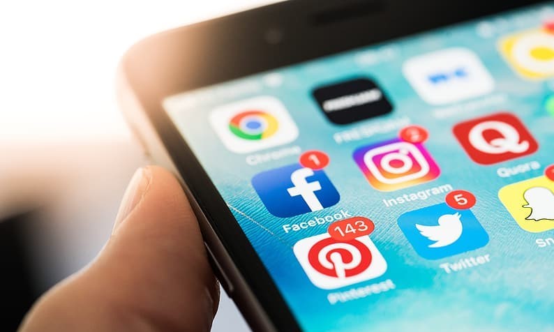 Portugueses desistiram de pelo menos uma rede social no último ano. O que muda nas preferências?