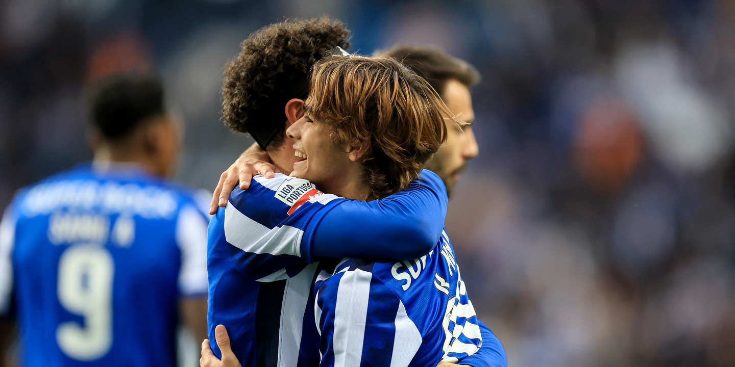 VÍDEO & FOTOS: Veja os melhores momentos do triunfo do FC Porto sobre o AVS