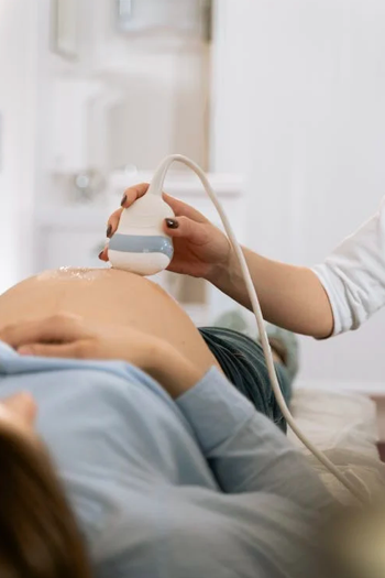 Alerta, grávidas. Este evento vai ter ecografias emocionais 5D à borla (e muito mais)