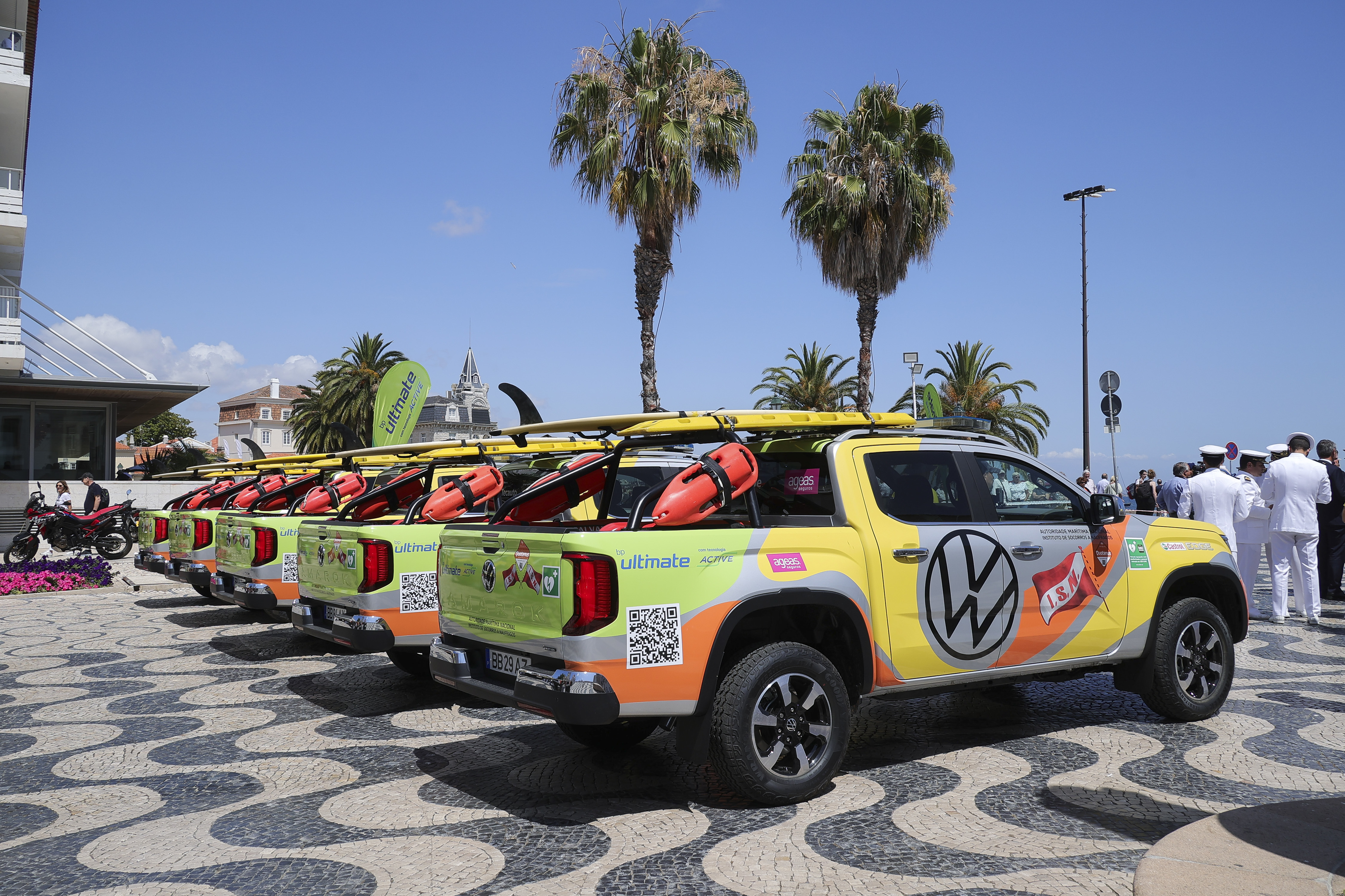 Mergulhos sim, mas com toda a segurança. 5 dicas para aproveitar o verão sem perigos