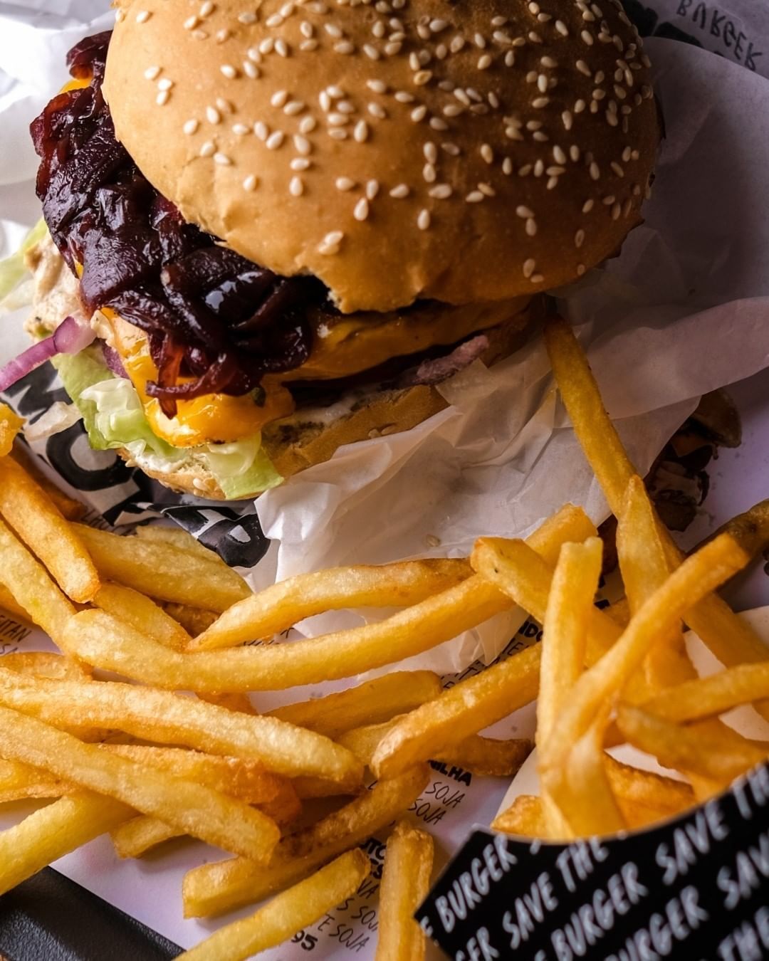 Mother Burger. A mãe dos hambúrgueres vegan chegou à Estrela