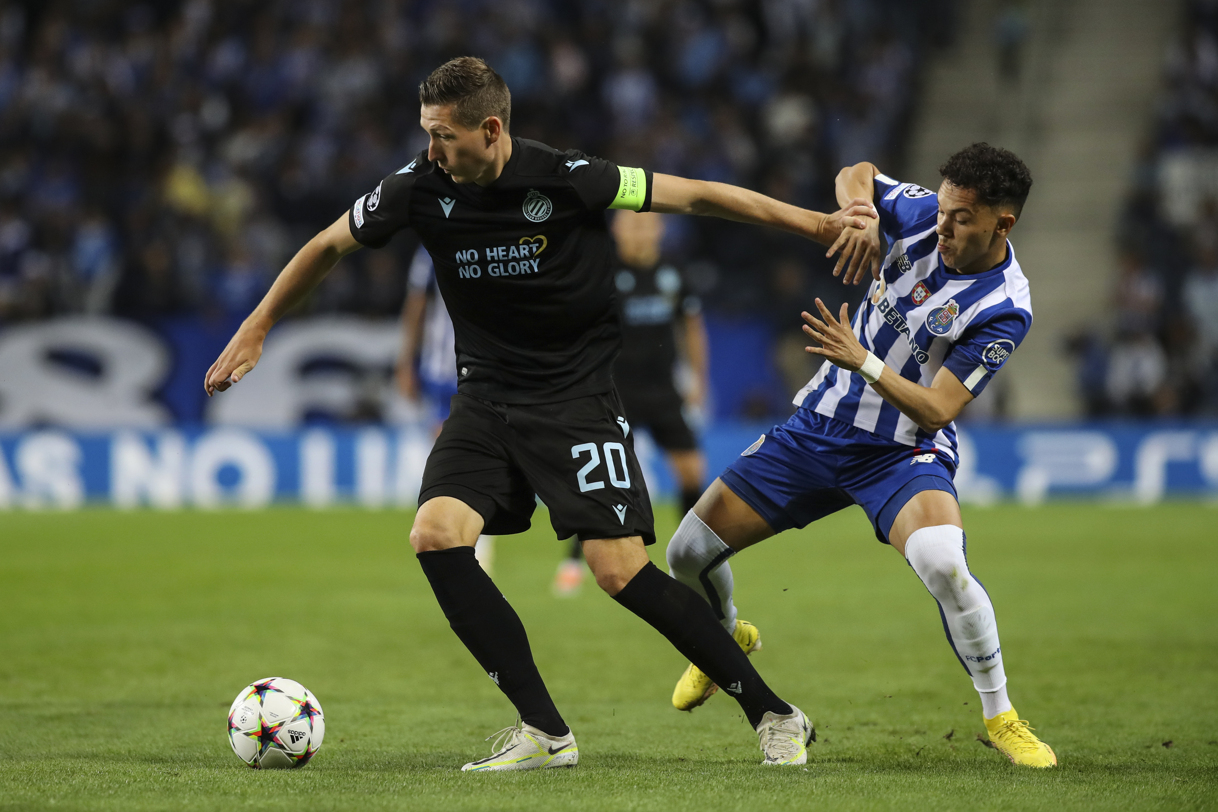 YOUTH LEAGUE AO VIVO: siga o Club Brugge-FC Porto e o Tottenham