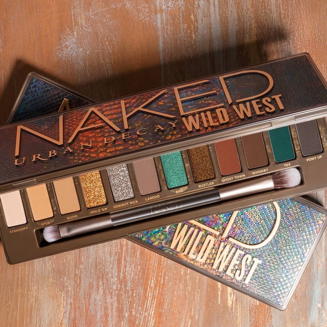 A paleta de sombras mais famosa de sempre está de volta — e com cores surpreendentes