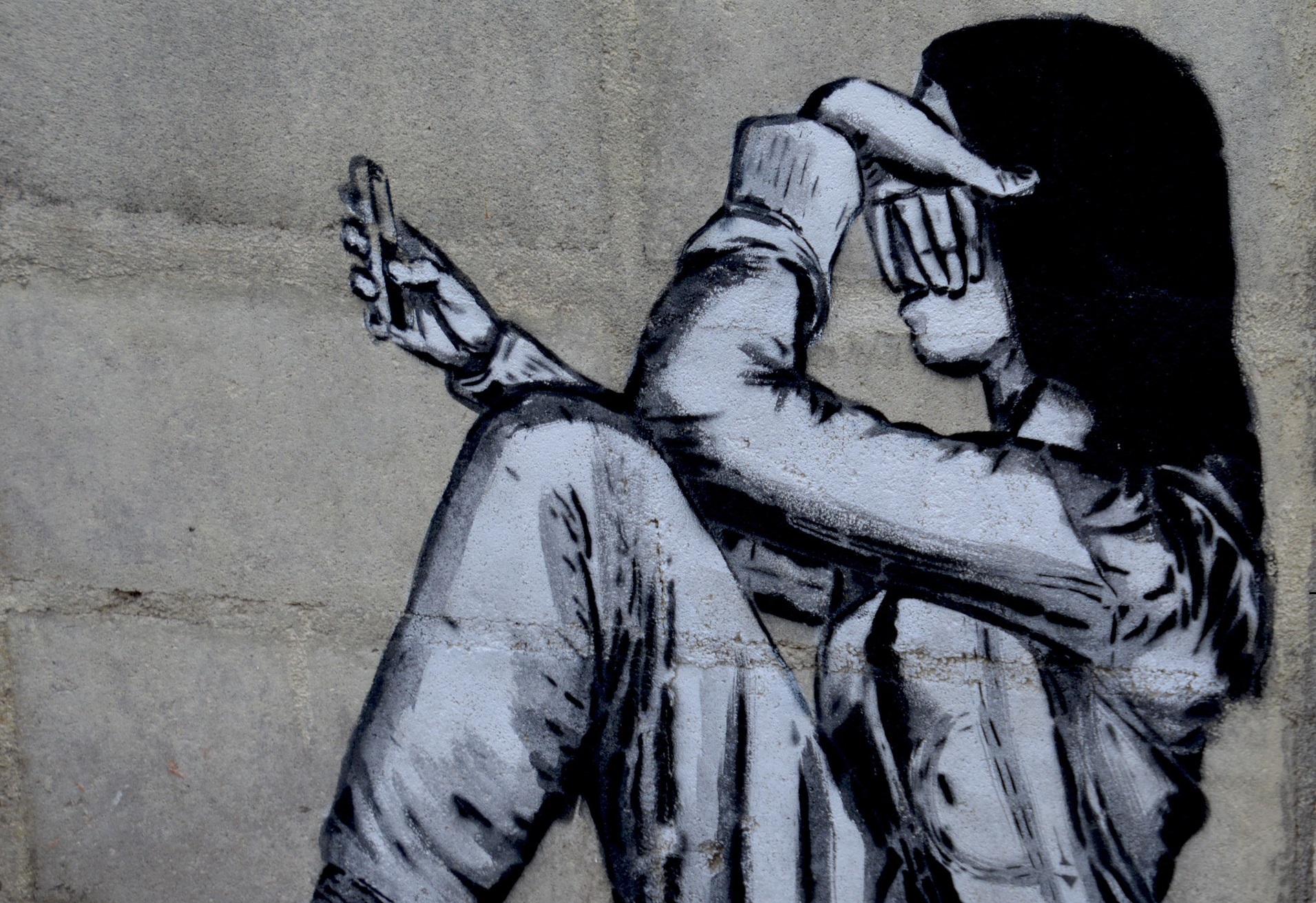 Sete famílias processam TikTok em França. Suicídio de duas jovens de 15 anos é uma das razões