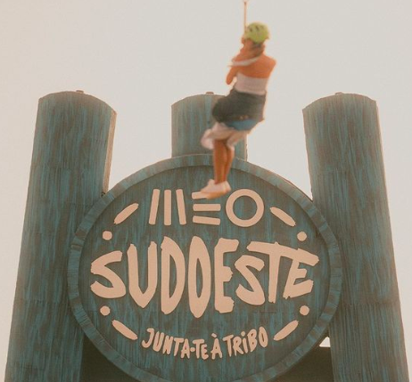 Descer um slide, fazer uma caricatura ou escalada. 8 experiências para viver no MEO Sudoeste