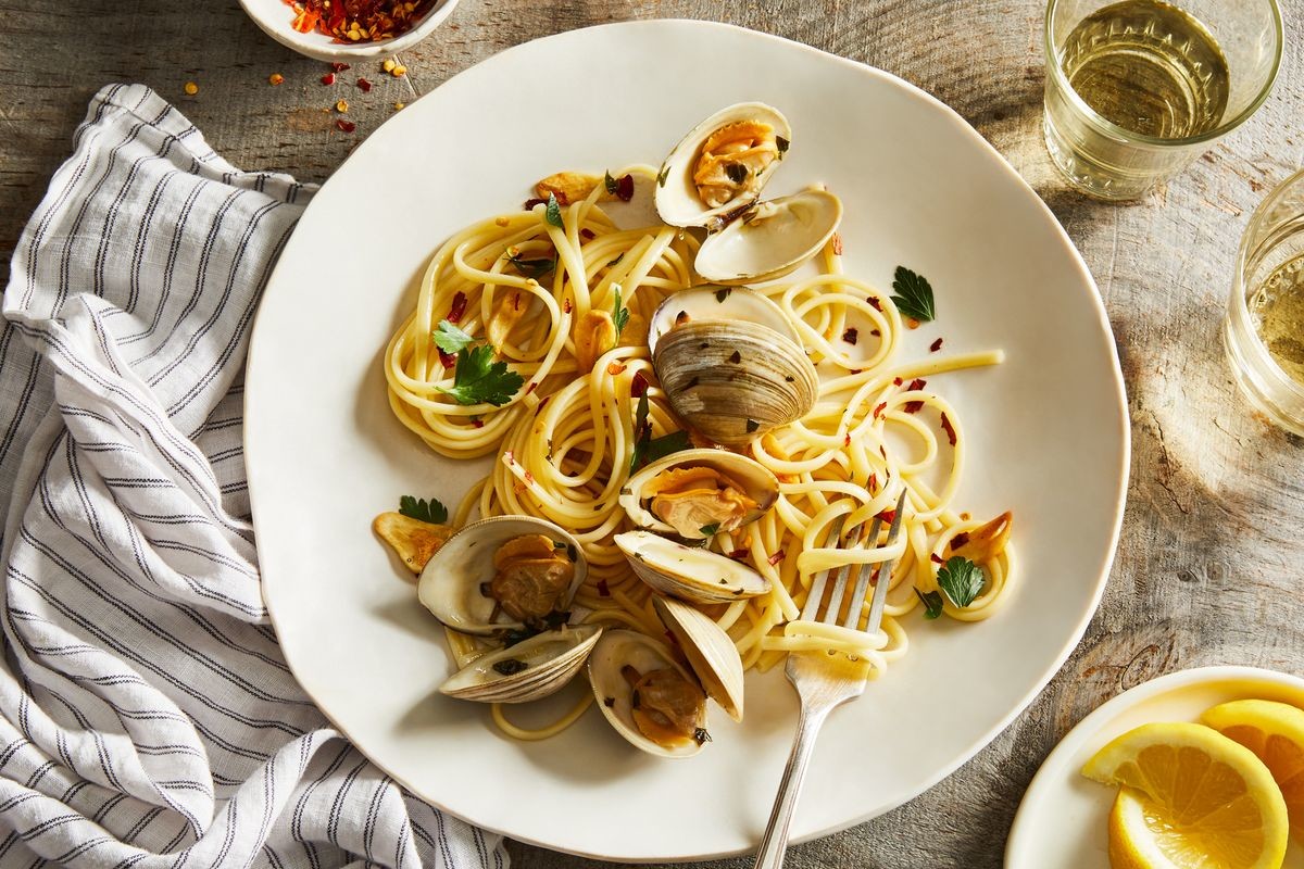 Adora o molho à Bulhão Pato? 6 pratos bem diferentes para o apreciar (como em pizza, ramen ou sushi)