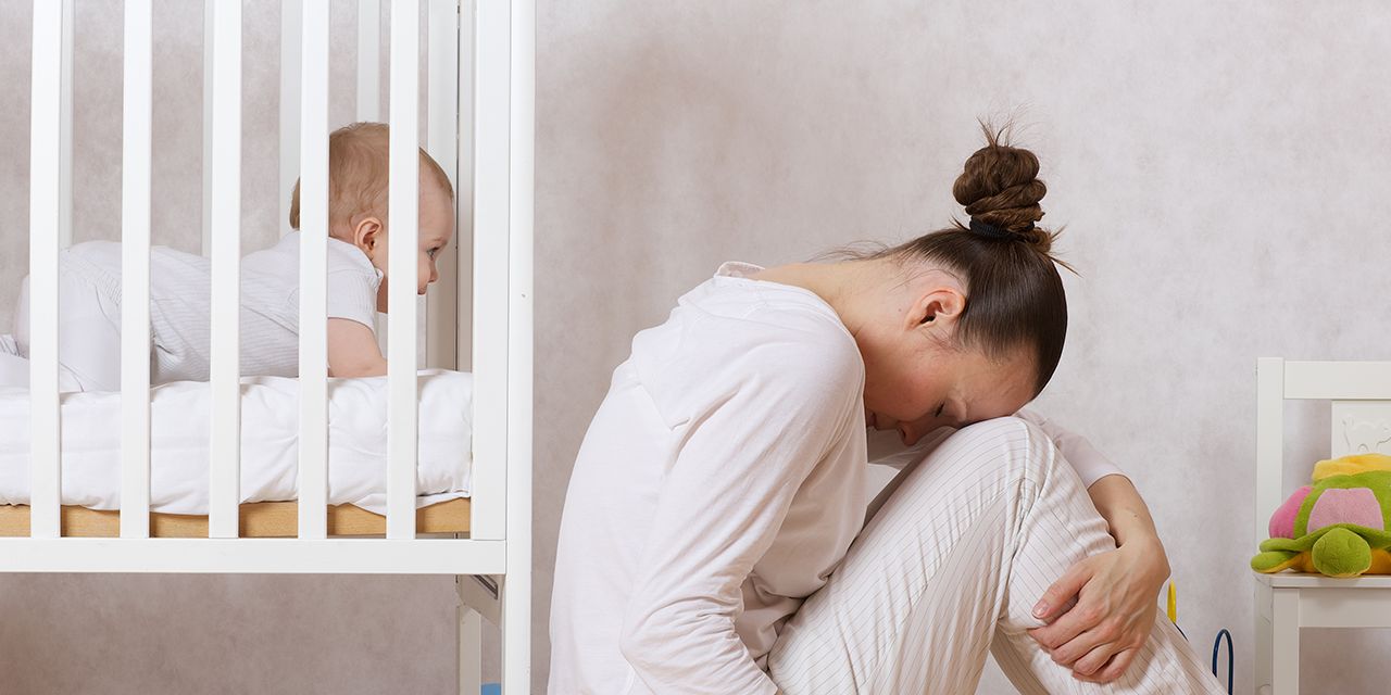 Fui mãe há uma semana e não sinto ligação emocional com o meu filho. O que é que eu faço?