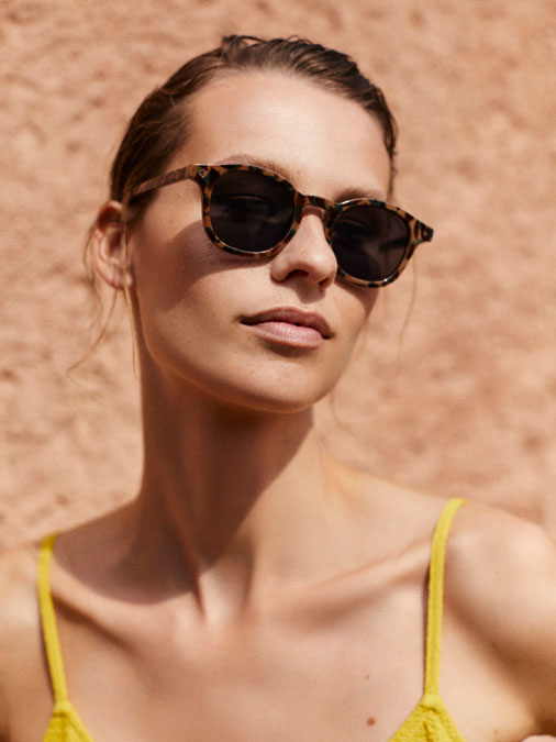 Do formato cat eye aos modelos mais clássicos. 15 óculos de sol até 17.99€