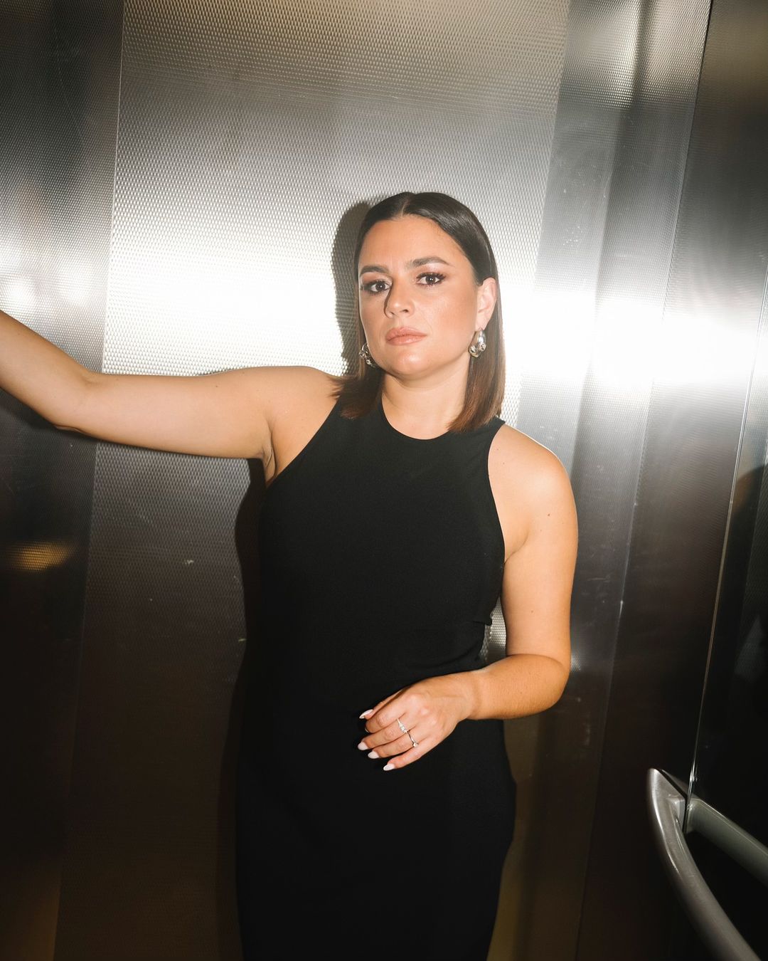 Ana Guiomar é capa da “Women’s Health” em versão ousada. Atriz posou só de cuecas