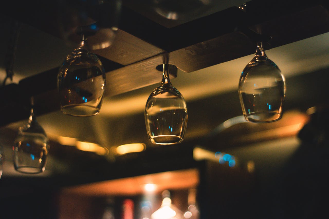 Já foi a um PubhD? Conte com conversas das ciências às artes acompanhadas de “um copo”