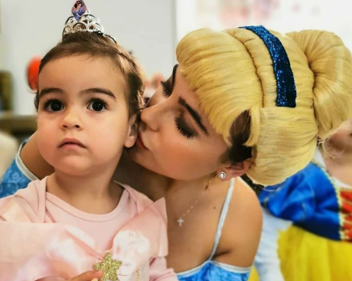 Filha de Ronaldo torna-se viral no Instagram a cantar “Yes, Papa”. Veja o vídeo