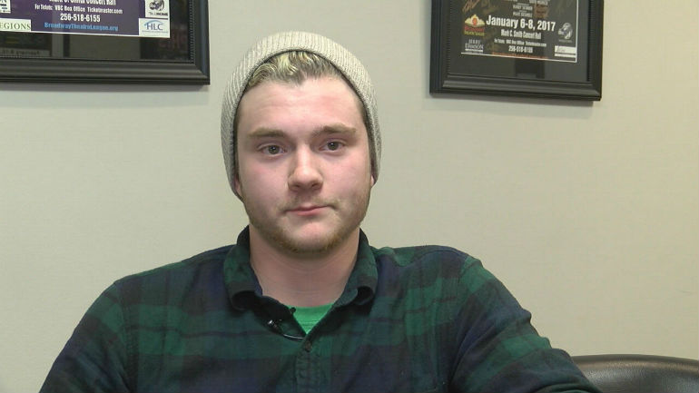 Jovem processa clínica onde namorada fez um aborto