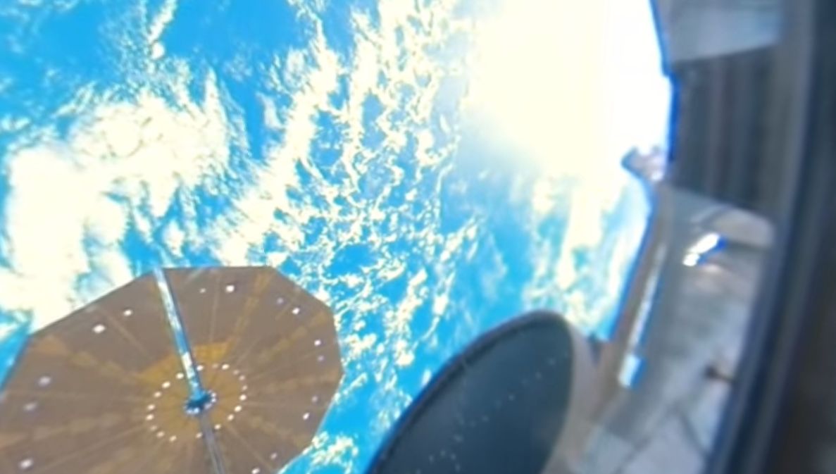 Este é o primeiro vídeo panorâmico da Terra vista do espaço