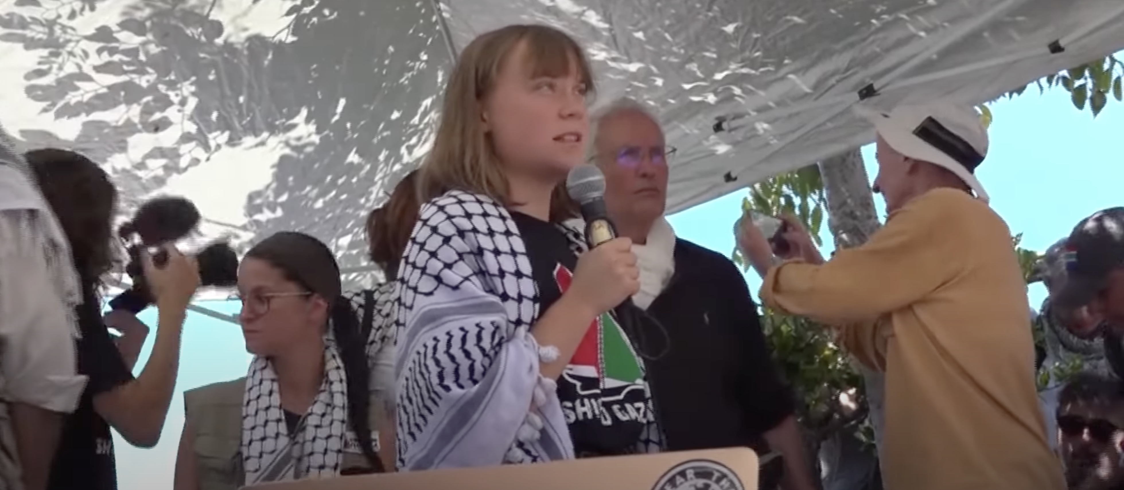 Navio com Greta Thunberg está a chegar à Faixa de Gaza. Mas corre sérios riscos de ser atacado