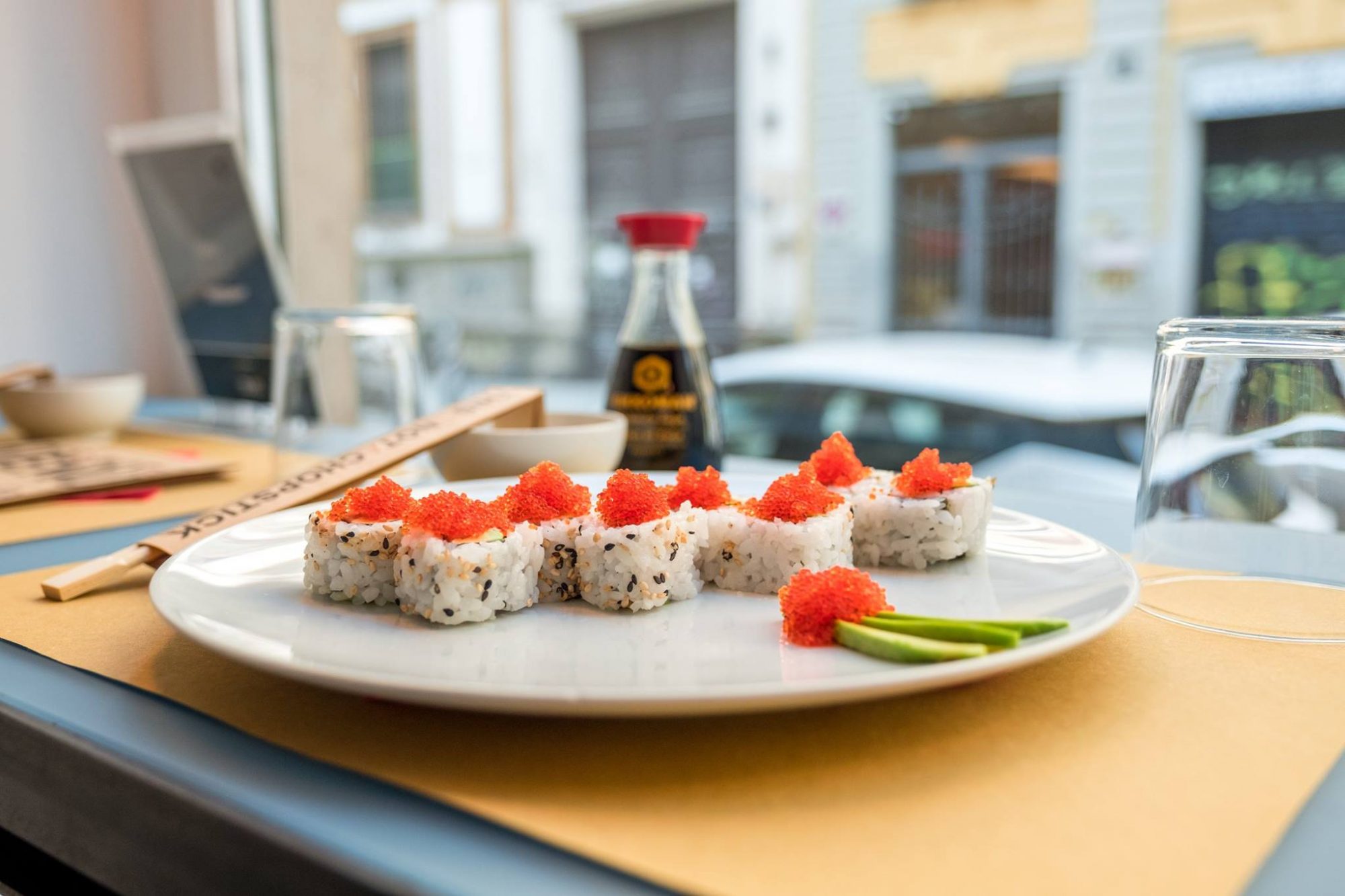 Neste restaurante, o preço da refeição depende do número de seguidores no Instagram