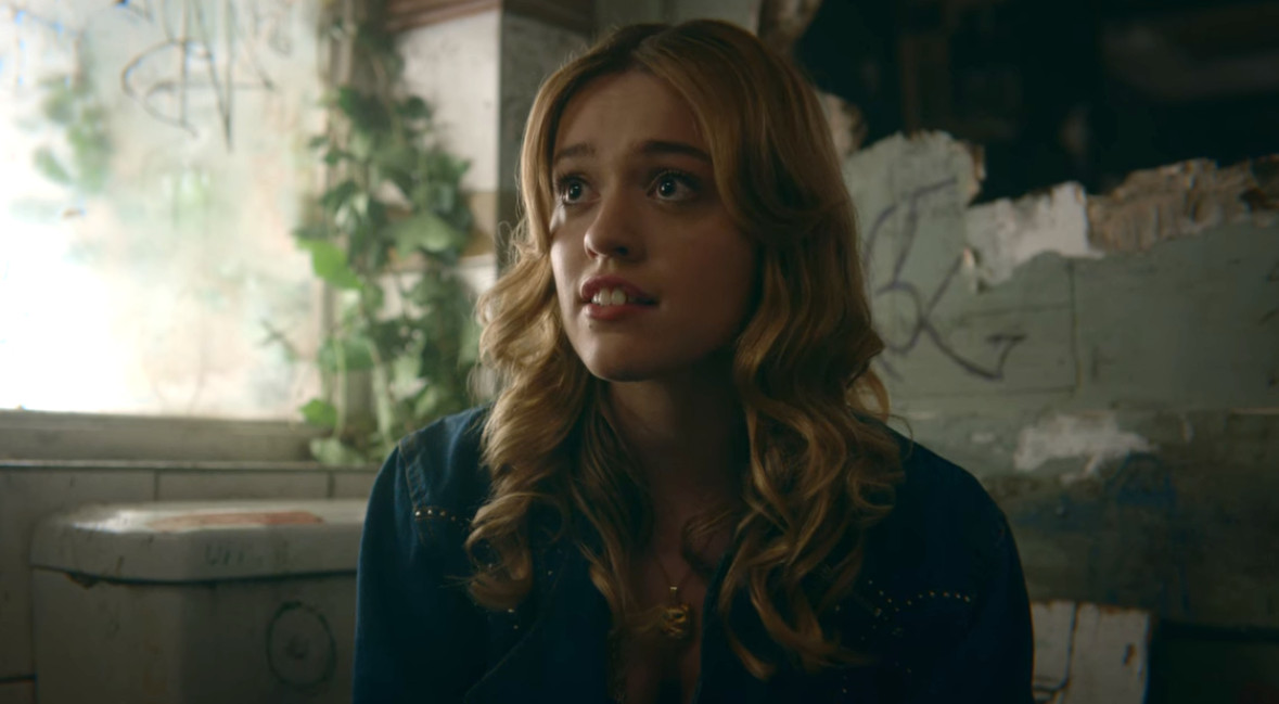 “Sex Education”. Aimee Lou Wood sofreu de bullying na escola — chamavam-lhe Bugs Bunny